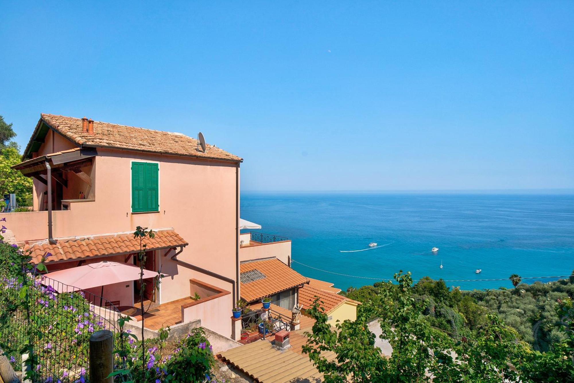 Casa Scotland Ventimiglia Exterior foto